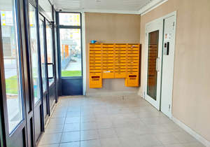 3-к квартира, вторичка, 80м2, 9/16 этаж