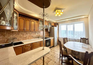 2-к квартира, вторичка, 74м2, 3/9 этаж