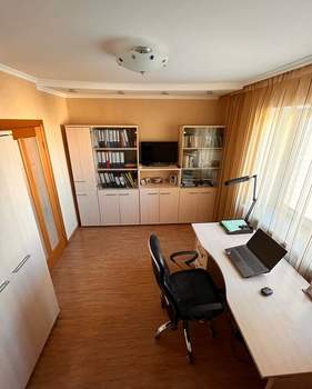 4-к квартира, вторичка, 113м2, 9/9 этаж