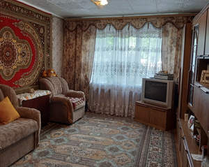 3-к квартира, вторичка, 63м2, 1/9 этаж