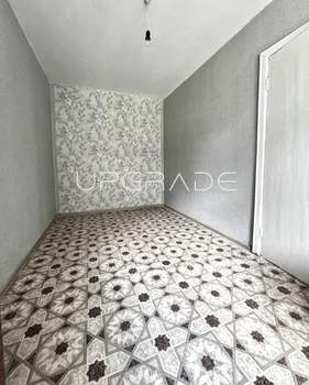 2-к квартира, вторичка, 42м2, 1/5 этаж