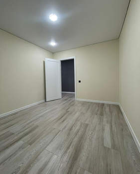 2-к квартира, вторичка, 55м2, 1/9 этаж