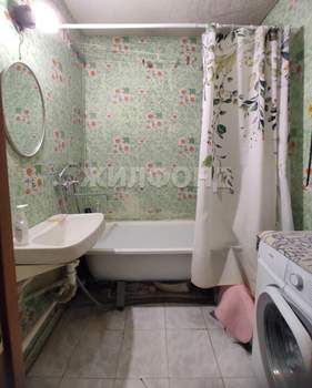 2-к квартира, вторичка, 49м2, 5/5 этаж