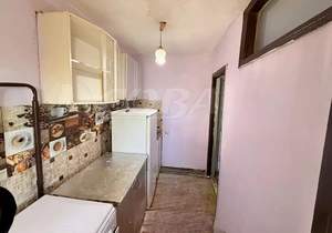 1-к квартира, вторичка, 27м2, 4/4 этаж