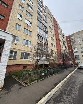 2-к квартира, вторичка, 55м2, 1/9 этаж