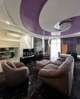 4-к квартира, вторичка, 150м2, 3/4 этаж