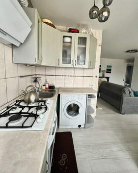 3-к квартира, вторичка, 56м2, 5/5 этаж