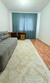 3-к квартира, вторичка, 82м2, 9/10 этаж