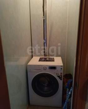 3-к квартира, вторичка, 63м2, 9/9 этаж