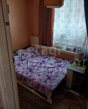 2-к квартира, вторичка, 41м2, 1/4 этаж