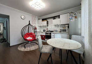 3-к квартира, вторичка, 74м2, 1/6 этаж