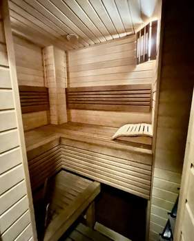 4-к квартира, вторичка, 140м2, 15/17 этаж