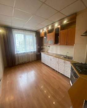 3-к квартира, вторичка, 63м2, 4/10 этаж