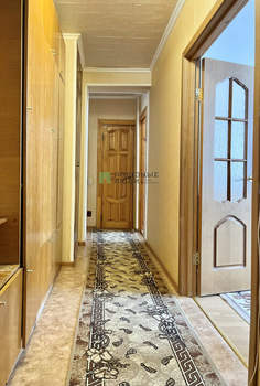 3-к квартира, вторичка, 61м2, 1/9 этаж