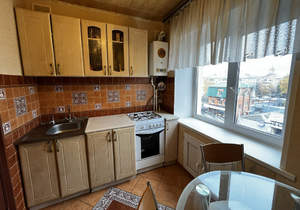 3-к квартира, вторичка, 57м2, 5/5 этаж