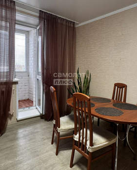 4-к квартира, вторичка, 102м2, 4/9 этаж