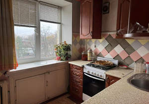 3-к квартира, вторичка, 61м2, 3/5 этаж