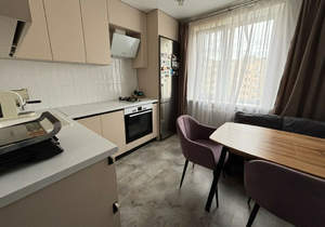 2-к квартира, вторичка, 50м2, 9/9 этаж