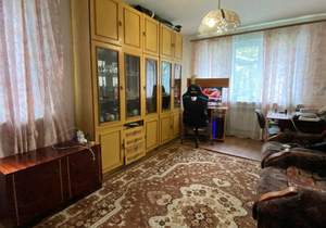 2-к квартира, вторичка, 43м2, 1/5 этаж