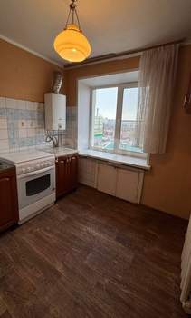 4-к квартира, вторичка, 61м2, 5/5 этаж