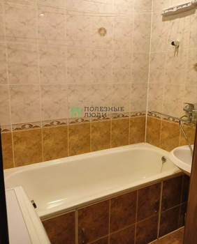 2-к квартира, вторичка, 68м2, 8/9 этаж