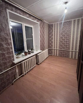 4-к квартира, вторичка, 61м2, 5/5 этаж