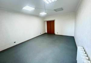 2-к квартира, вторичка, 61м2, 1/9 этаж