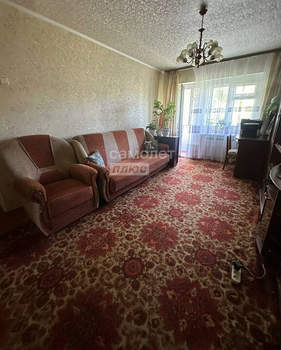 3-к квартира, вторичка, 61м2, 5/5 этаж