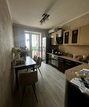 2-к квартира, вторичка, 62м2, 8/9 этаж