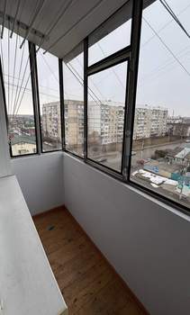 4-к квартира, вторичка, 61м2, 5/5 этаж