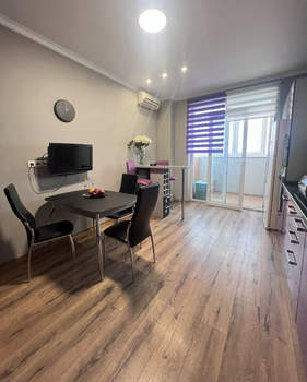 3-к квартира, вторичка, 107м2, 10/16 этаж