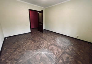 3-к квартира, вторичка, 88м2, 1/10 этаж