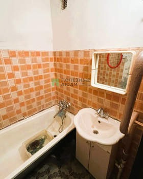 2-к квартира, вторичка, 50м2, 9/9 этаж