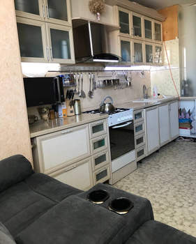 2-к квартира, вторичка, 60м2, 8/10 этаж