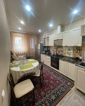 3-к квартира, вторичка, 80м2, 1/9 этаж
