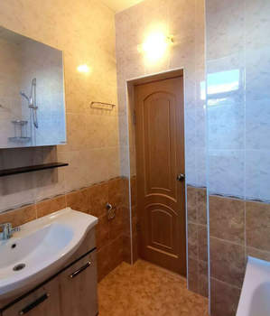 3-к квартира, вторичка, 87м2, 2/4 этаж