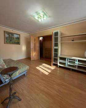 2-к квартира, вторичка, 46м2, 1/5 этаж