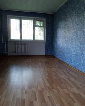 2-к квартира, вторичка, 43м2, 1/5 этаж
