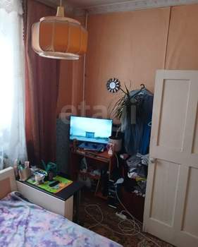 2-к квартира, вторичка, 41м2, 1/4 этаж