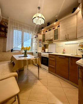 3-к квартира, вторичка, 66м2, 9/9 этаж