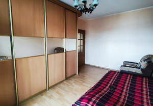 3-к квартира, вторичка, 57м2, 6/6 этаж