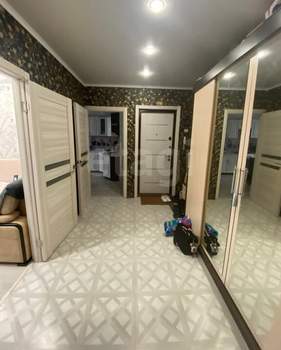 3-к квартира, вторичка, 71м2, 1/9 этаж