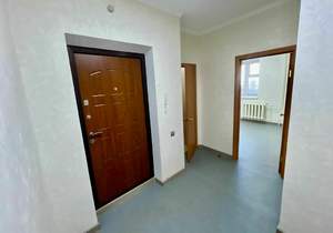 2-к квартира, вторичка, 61м2, 1/9 этаж