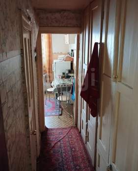 2-к квартира, вторичка, 41м2, 1/4 этаж