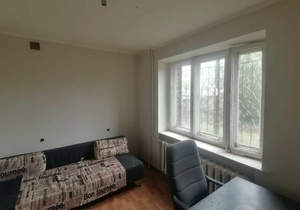 2-к квартира, вторичка, 39м2, 1/9 этаж