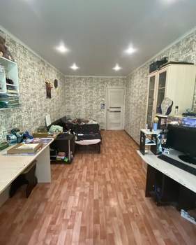 3-к квартира, вторичка, 71м2, 1/9 этаж