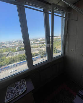 4-к квартира, вторичка, 68м2, 9/9 этаж