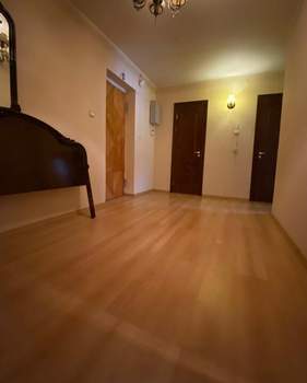 2-к квартира, вторичка, 71м2, 2/9 этаж