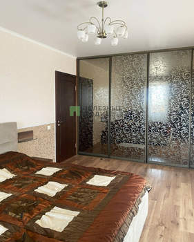 3-к квартира, вторичка, 100м2, 12/15 этаж