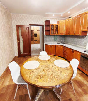2-к квартира, вторичка, 89м2, 1/7 этаж